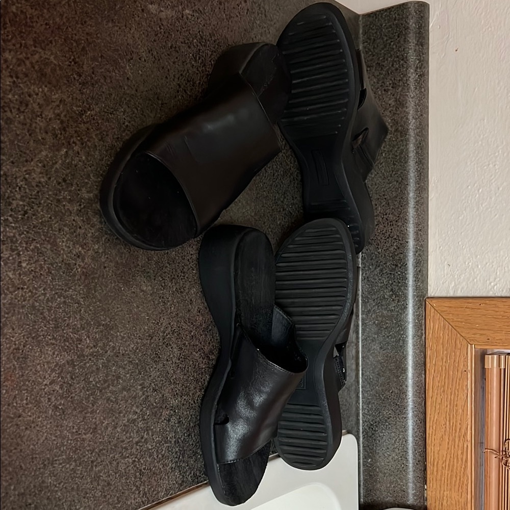 croft & barrow black Slide Sandals